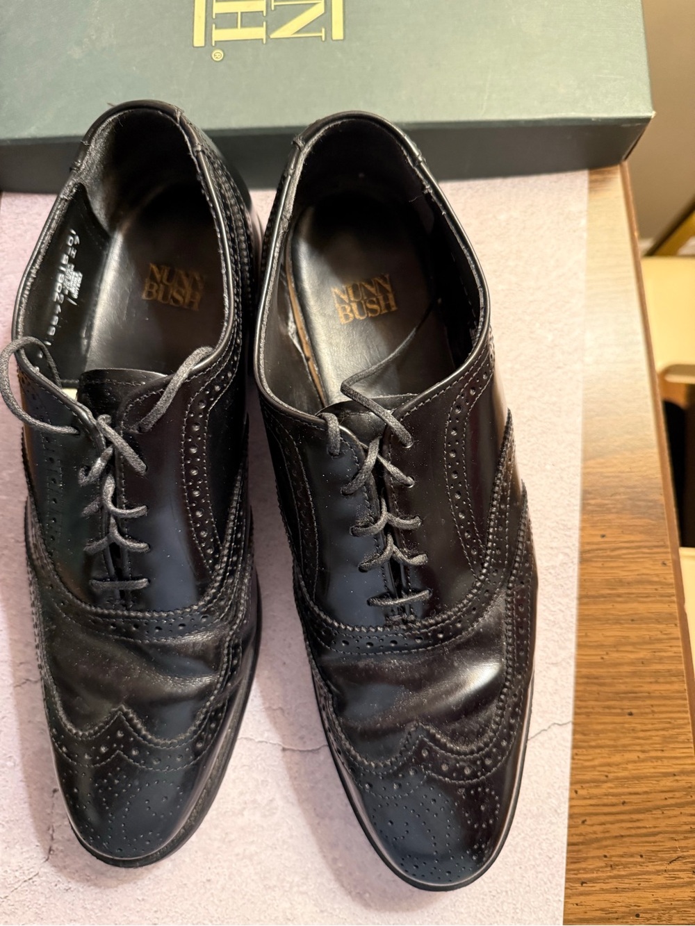 Men’s  shoes - Nunn Bush Dress Size 10